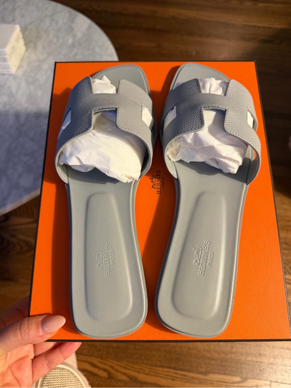 Authentic Hermes Size 41 Bleu Glacier Oran Sandals
